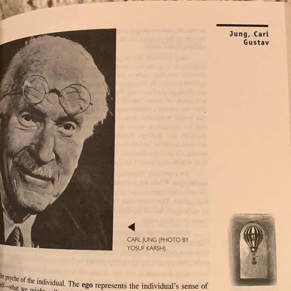 The Dream Encyclopedia by James R. Lewis - Picture 6 of 11